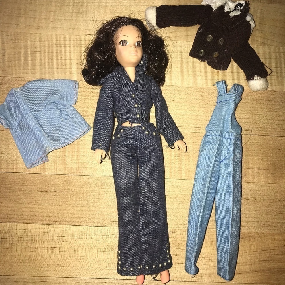 Vintage 1970 The World of Love Doll By Hasbro with Outfits